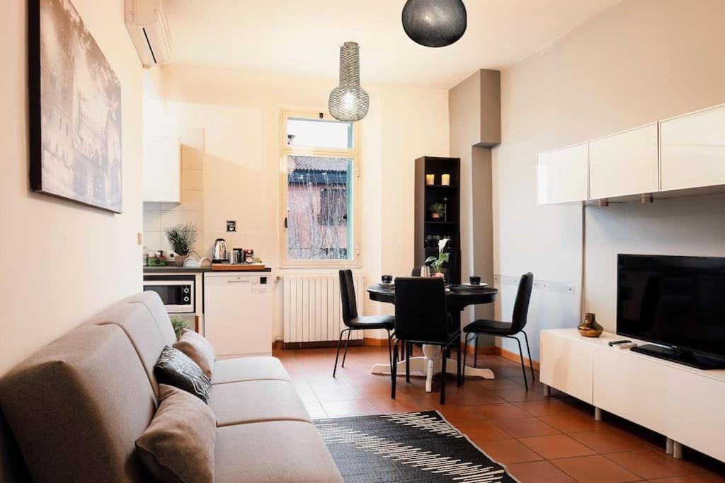 The Attico Chic Urban Free Parking Apartman Bologna Kültér fotó